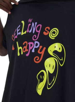 Camiseta Baw Manga Curta Illusion Smiley Preto