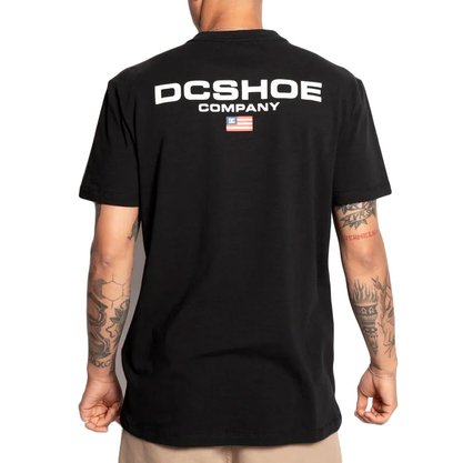 Camiseta DC Manga Curta Flag Preto