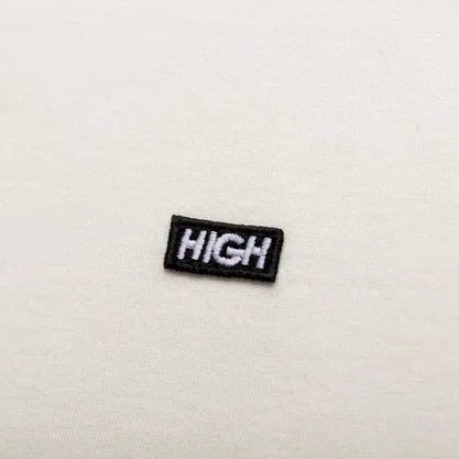 Camiseta High Manga Curta Oversized Minimal Patch