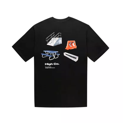 Camiseta High Manga Curta Oversized Furniture Preta
