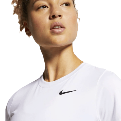 Camiseta Nike Manga Curta Dri-Fit Legend Branca