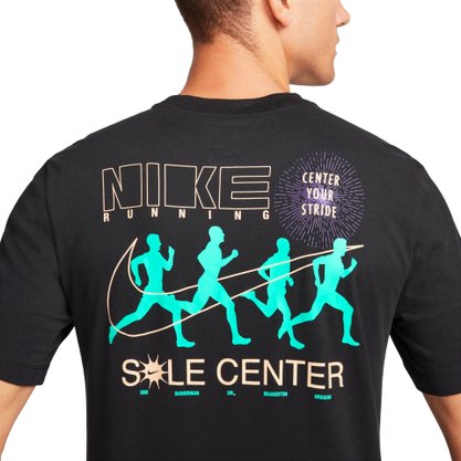 Camiseta Nike Manga Curta Running Dri-FIT Preta