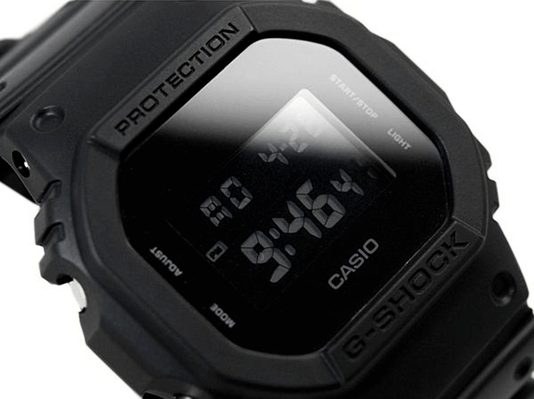 Relógio G-Shock Casio Digital Preto DW-5600BB