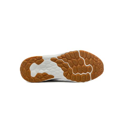 Tênis New Balance Arishiv4 Fresh Foam Preto/ Branco