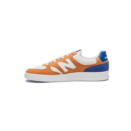 Tênis New Balance CT300 Amêndoa/ Branco