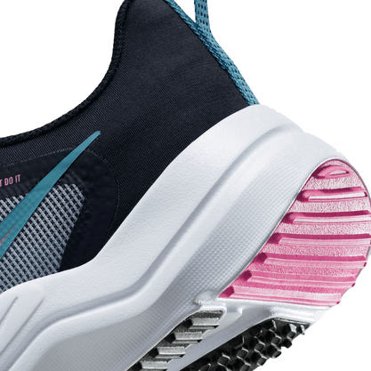 Tênis Nike Downshifter 12 Cinza/ Rosa