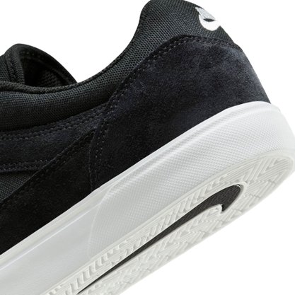 Tênis Nike SB Malor Preto/ Branco