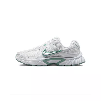 Tênis Nike V5 Branco/ Verde