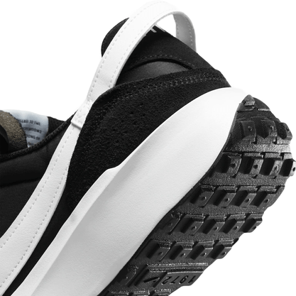 Tênis Nike Waffle Debut Preto/ Branco