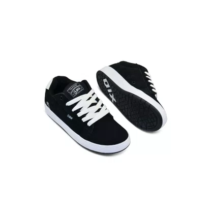 Tênis Qix Allan Mesquita Chorão Pro Model Preto/ Branco