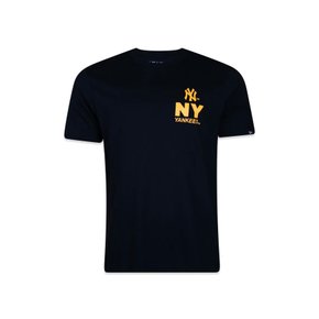 Camiseta New Era Manga Curta New York Yankees Essentials Preto